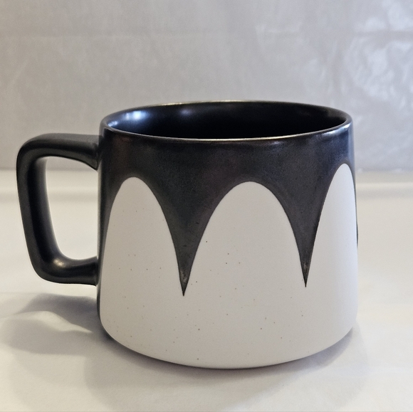 Starbucks Coffee / Tea Mug. - Picture 7 of 9